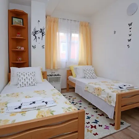 Apartamento Luciano Mravince